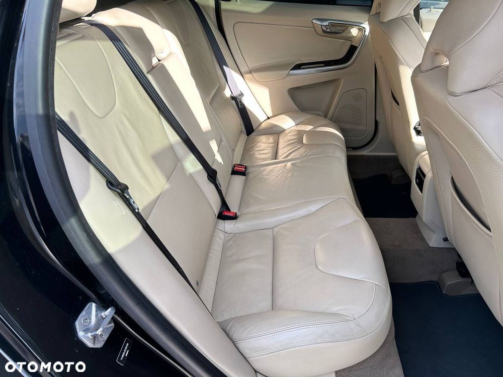 Volvo XC 60 - 12