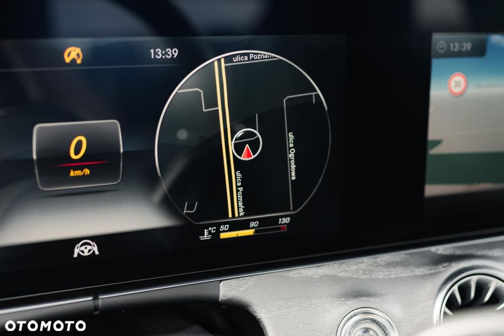 Mercedes-Benz CLS 400 d 4-Matic 9G-TRONIC - 32