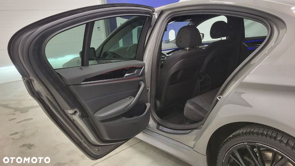 BMW Seria 5 - 22