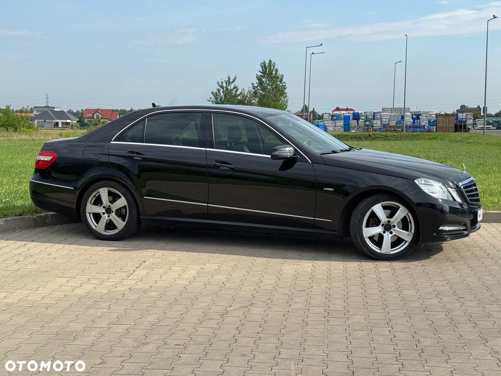 Mercedes-Benz Klasa E 350 CDI 4-Matic BlueEff Avantgarde - 39
