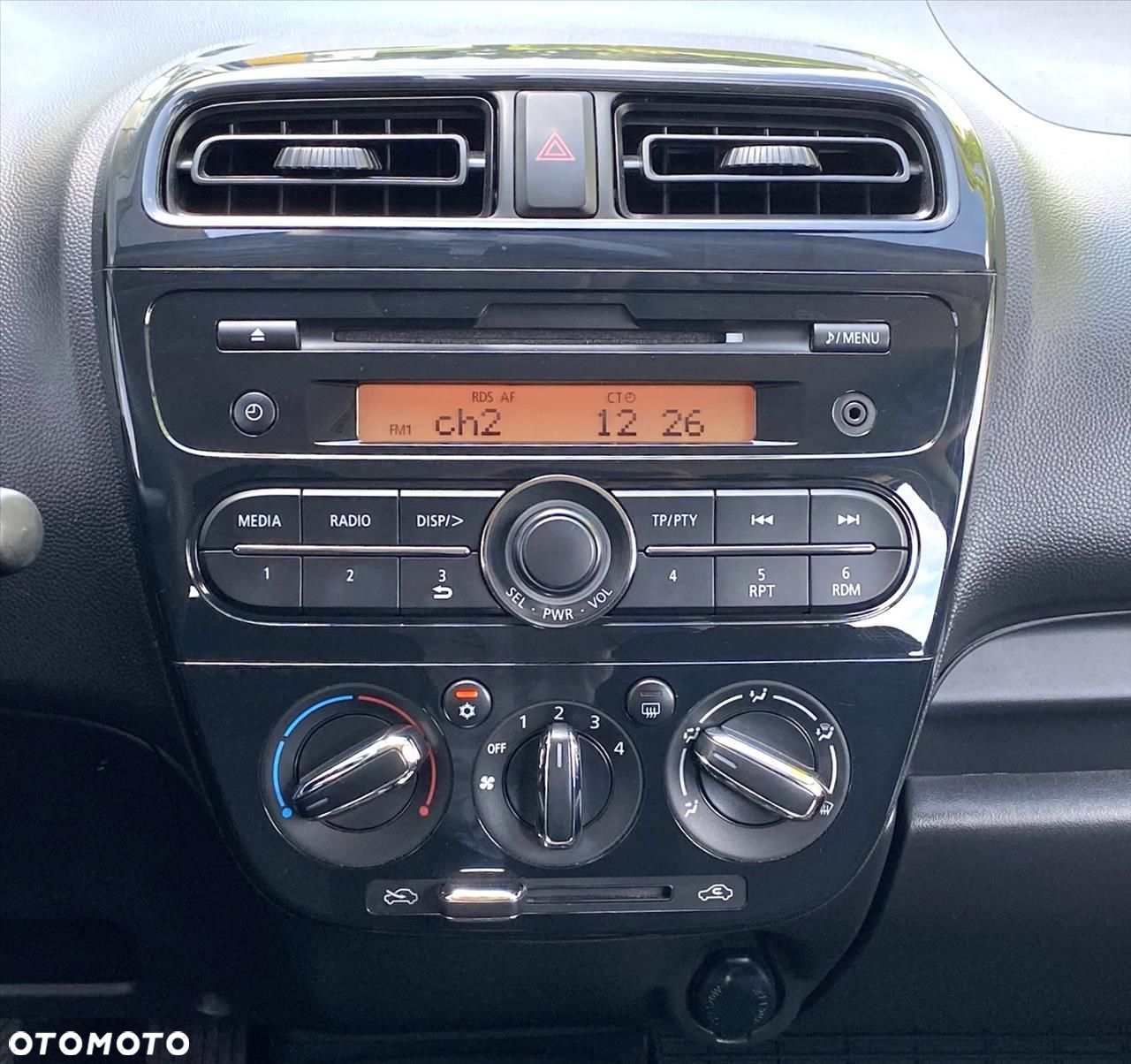 Mitsubishi Space Star 1.2 Inform Plus - 11