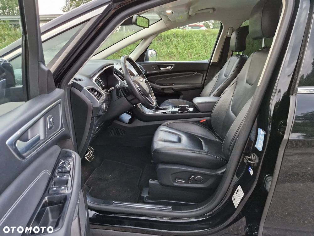 Ford S-Max - 12