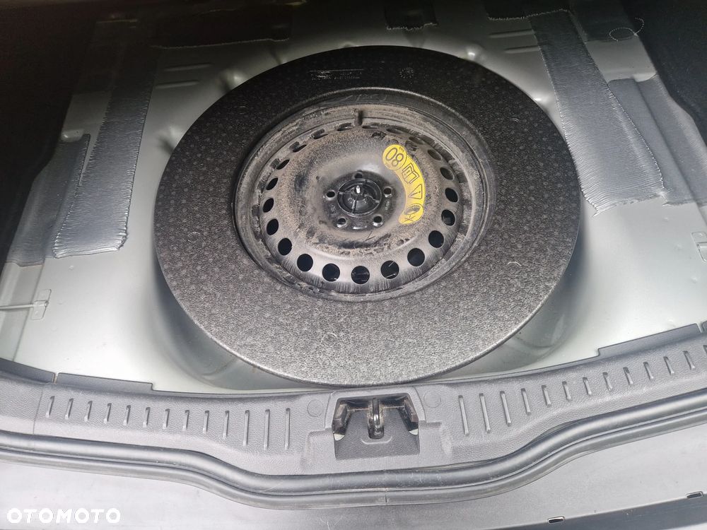 Ford Focus 1.5 TDCi Gold X - 23