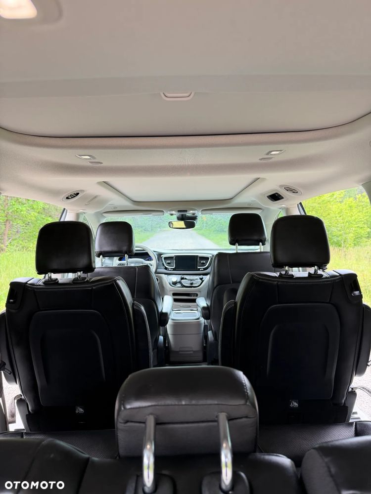 Chrysler Pacifica - 23