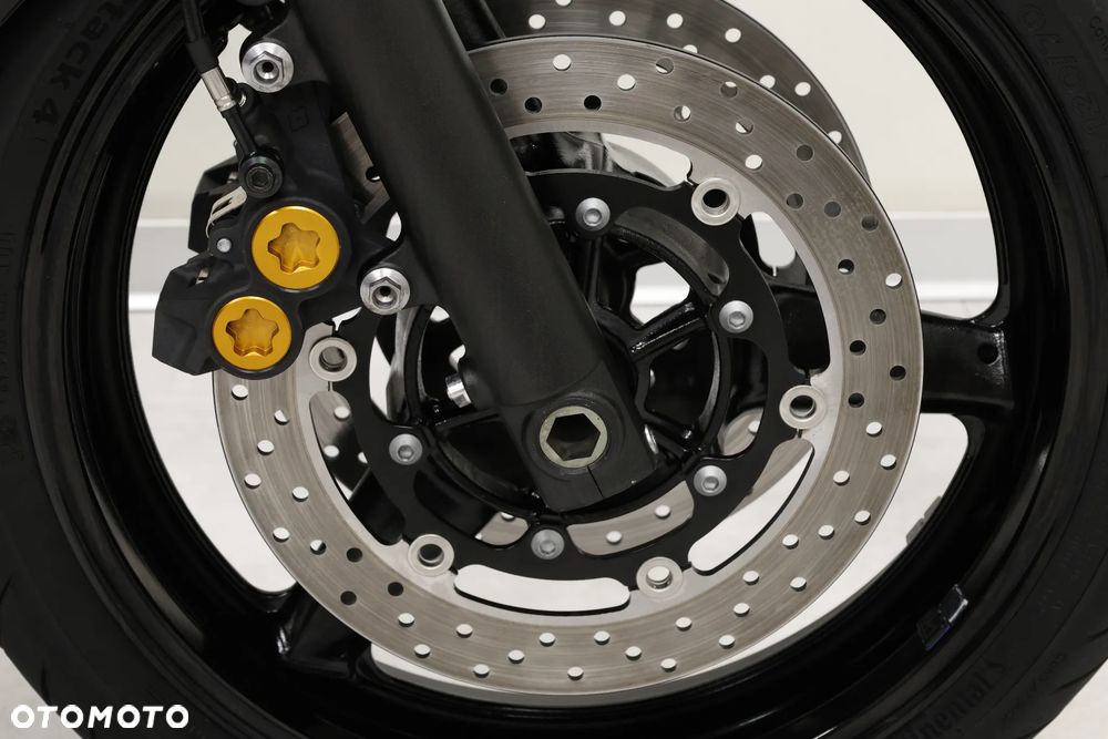Yamaha XJR - 30