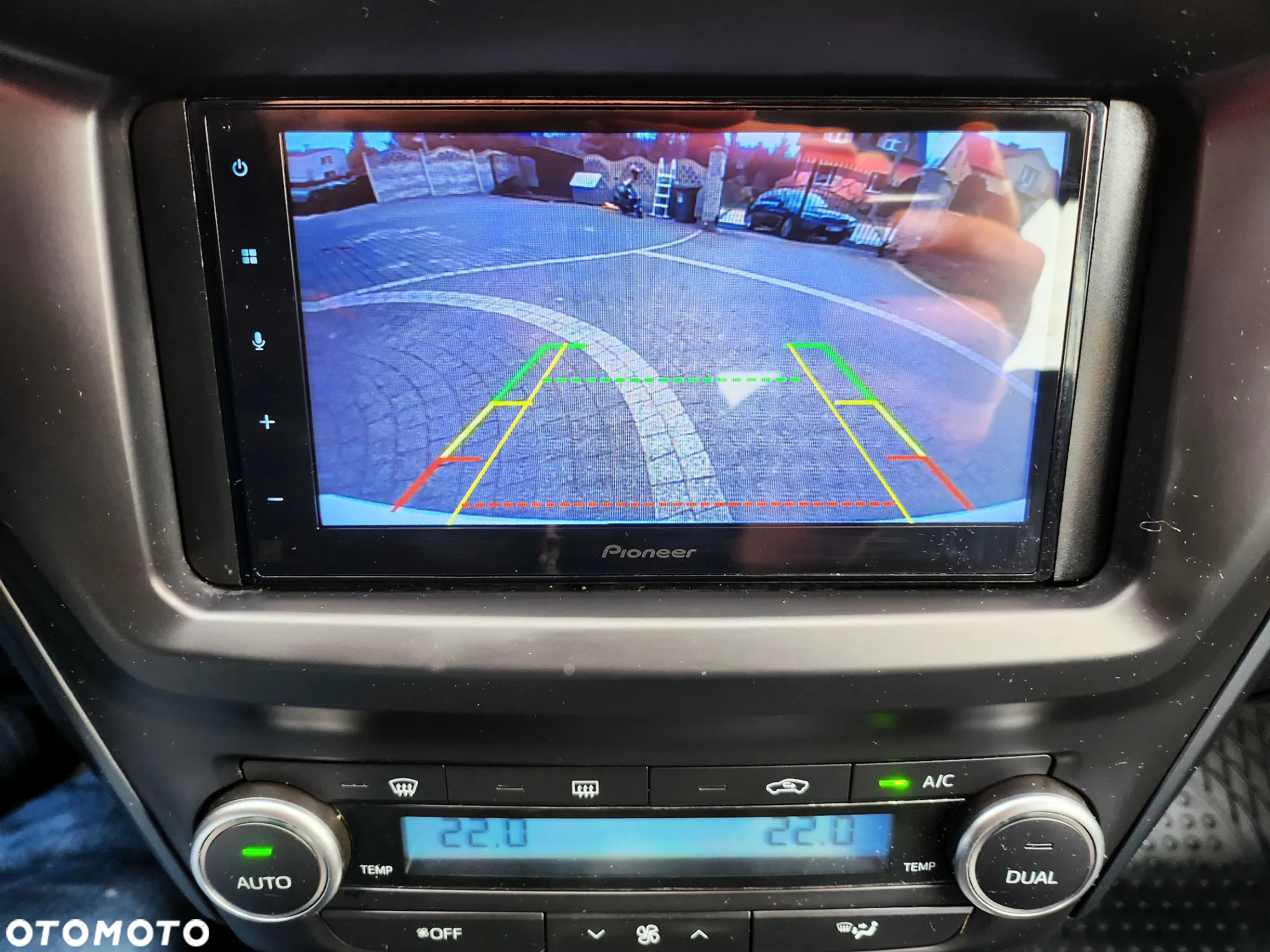 Toyota Avensis - 8