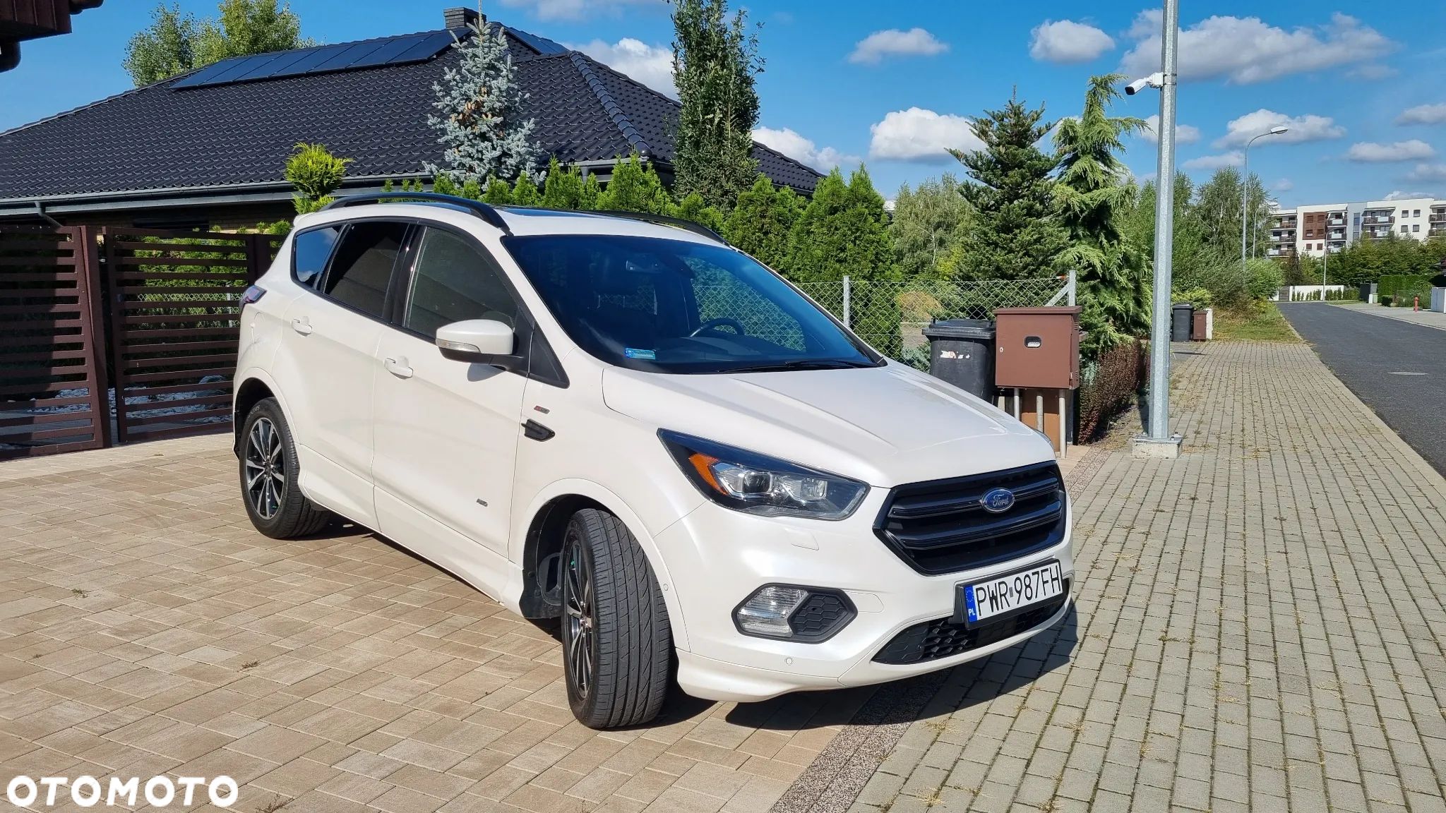 Ford Kuga 2.0 TDCi AWD ST-Line - 1