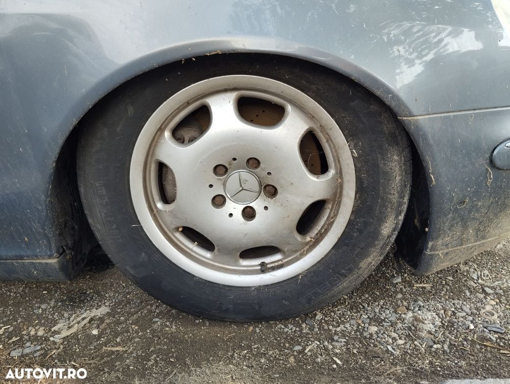 Dezmembrari Mercedes-Benz S-CLASS (W220) (1998-2005) S 320 CDI (220.0 - 5