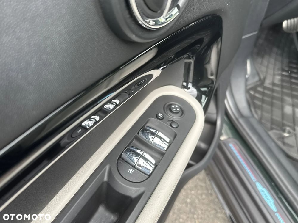 MINI John Cooper Works - 13
