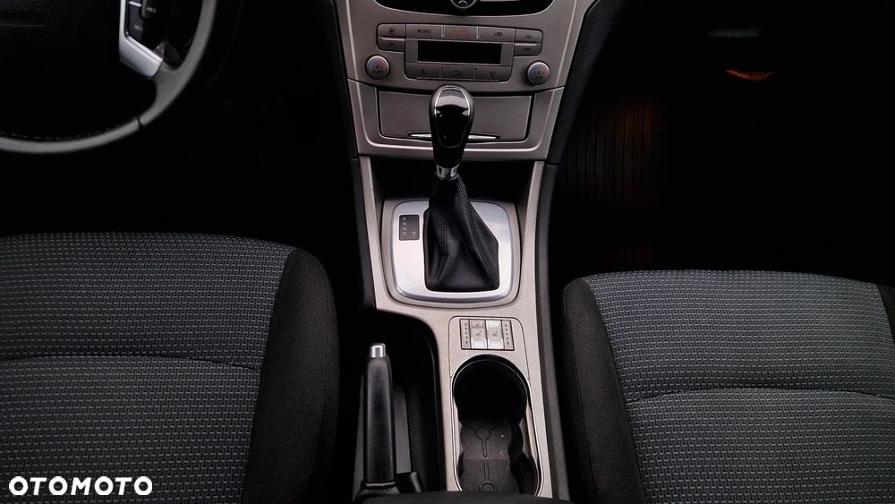 Ford Mondeo 2.0 TDCi Titanium - 29