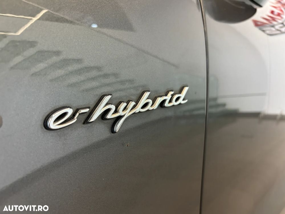 Porsche Cayenne Coupe E-Hybrid Tiptronic S - 37
