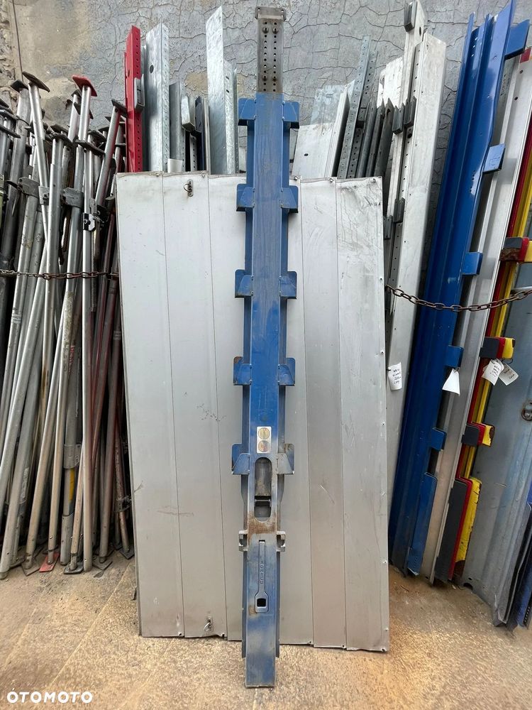 Słupki do burto-firanki Krone zestaw - 1