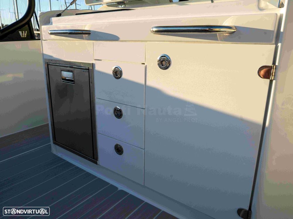 Wellcraft 28 T-Top - 22