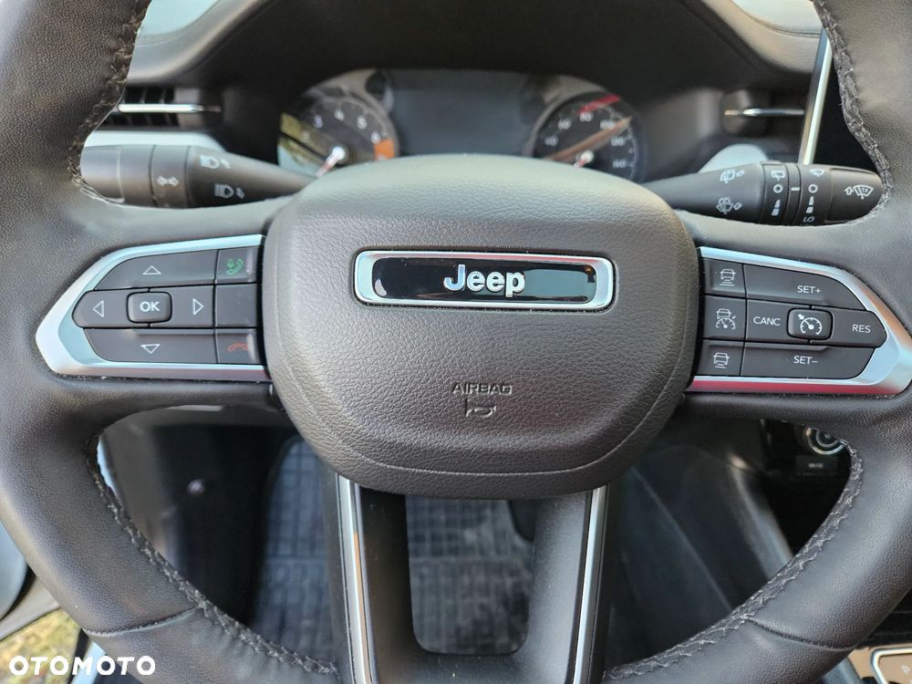 Jeep Compass - 22