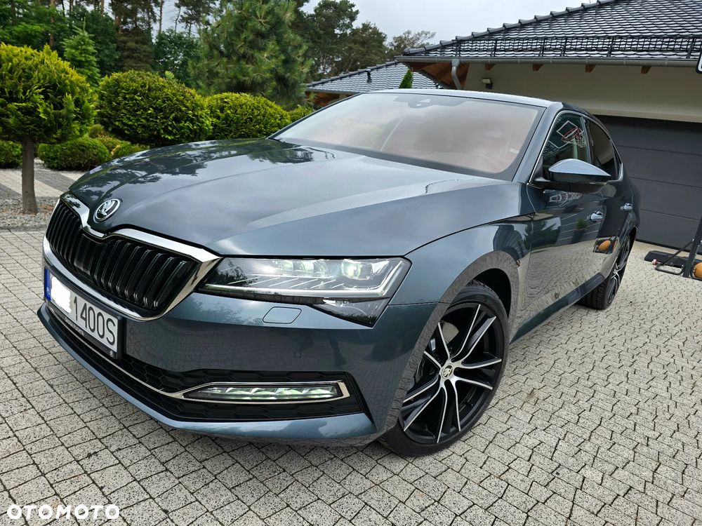 Skoda Superb 2.0 TDI SCR Style DSG - 1