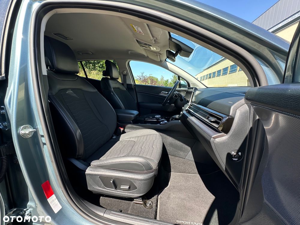 Kia Sportage 1.6 T-GDI PHEV Business Line 4WD - 23