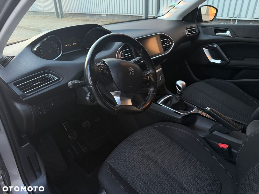 Peugeot 308 110 e-THP Stop & Start Active - 8