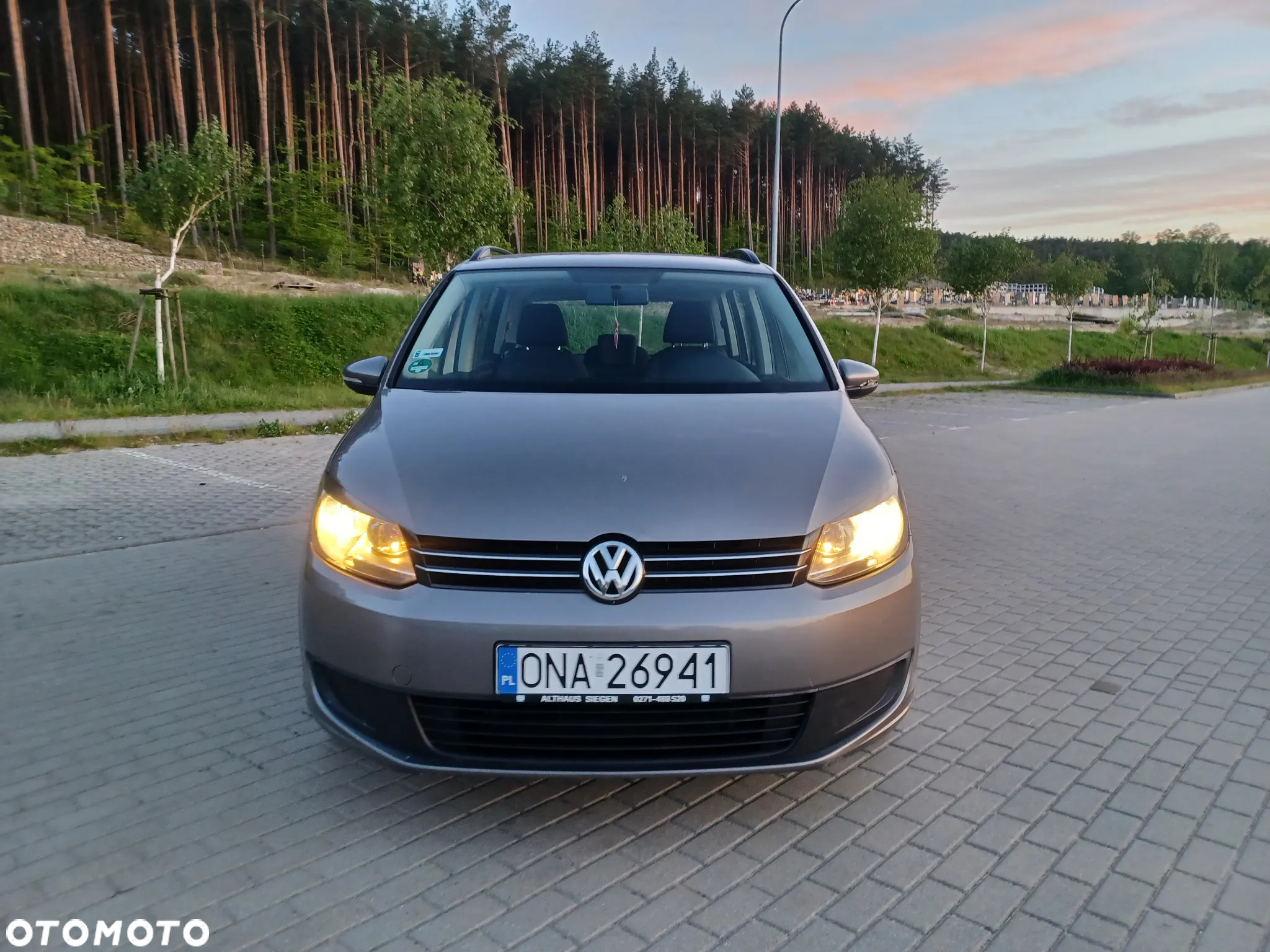 Volkswagen Touran 1.4 TSI Comfortline - 2