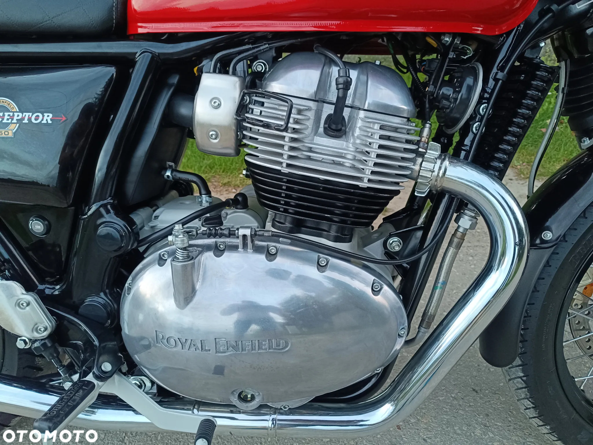 Royal Enfield Interceptor - 5