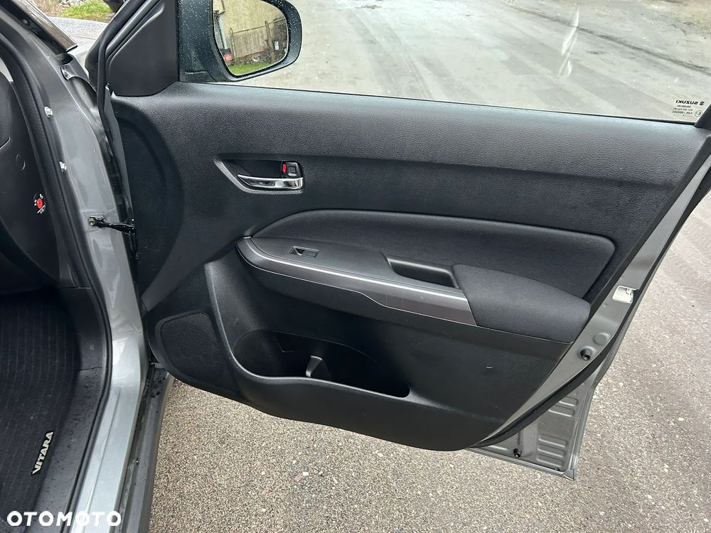 Suzuki Vitara 1.4 Boosterjet Premium 2WD - 19