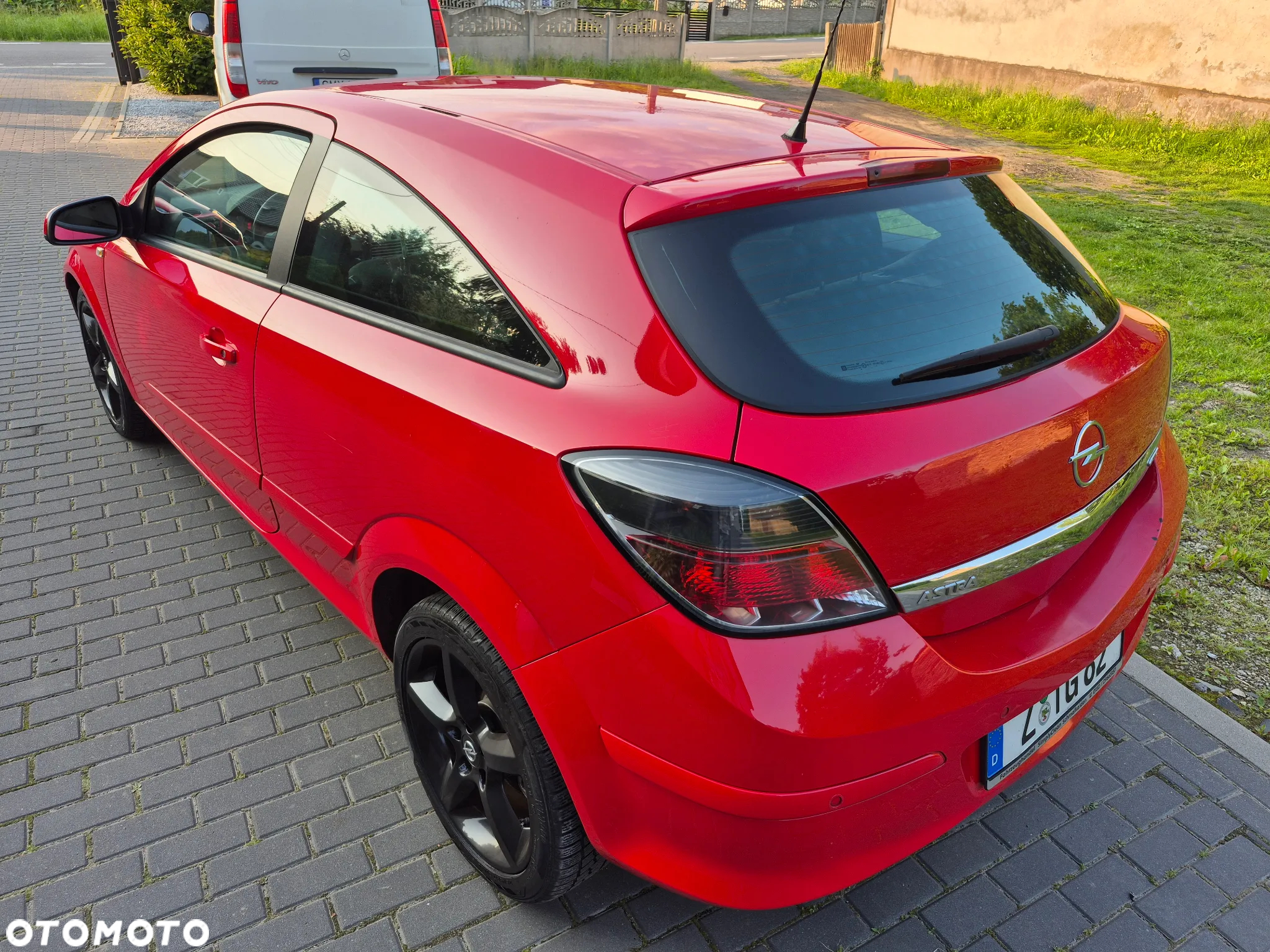 Opel Astra GTC 1.4 Edition - 7