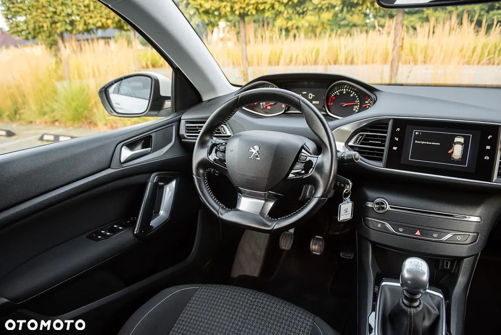 Peugeot 308 1.5 BlueHDi Active Pack S&S - 26