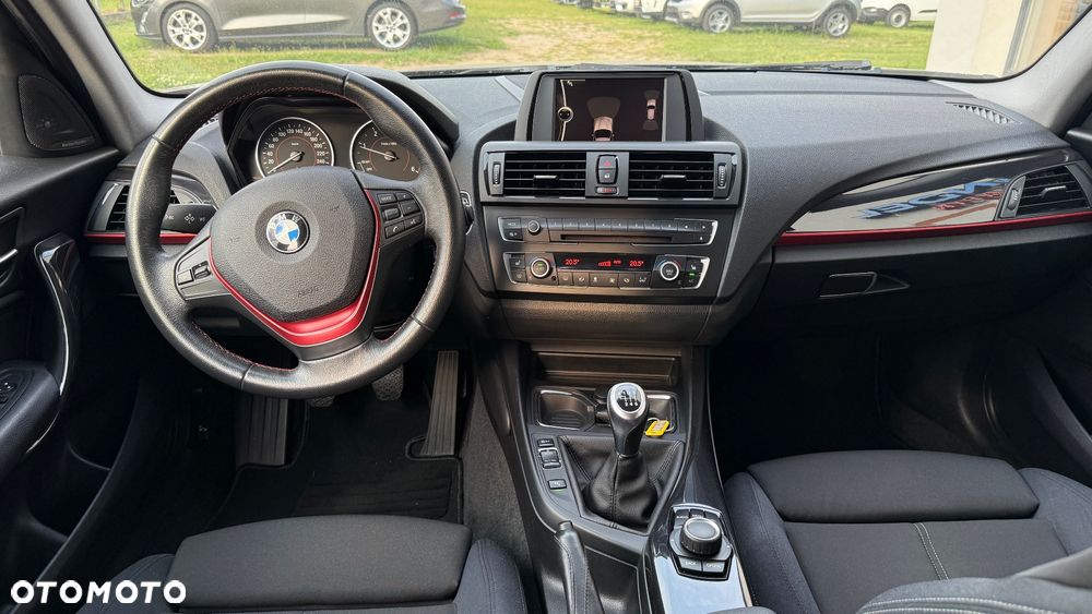 BMW Seria 1 116d EfficientDynamics Sport Line - 17
