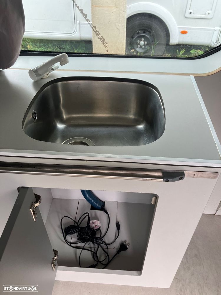 Fiat Talento Fiat Talento Campervan | 2 Lugares para Dormir | Cozinha | Pronto para Viajar - 11