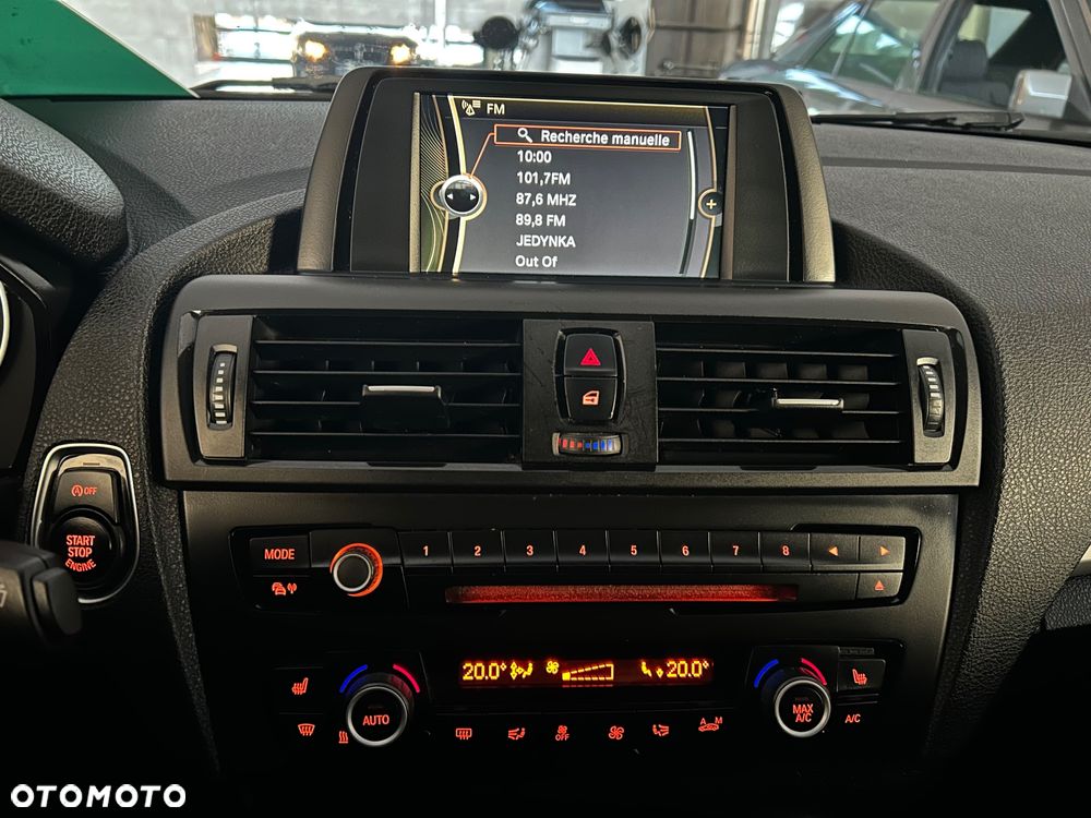 BMW Seria 1 118d Sport Line - 27