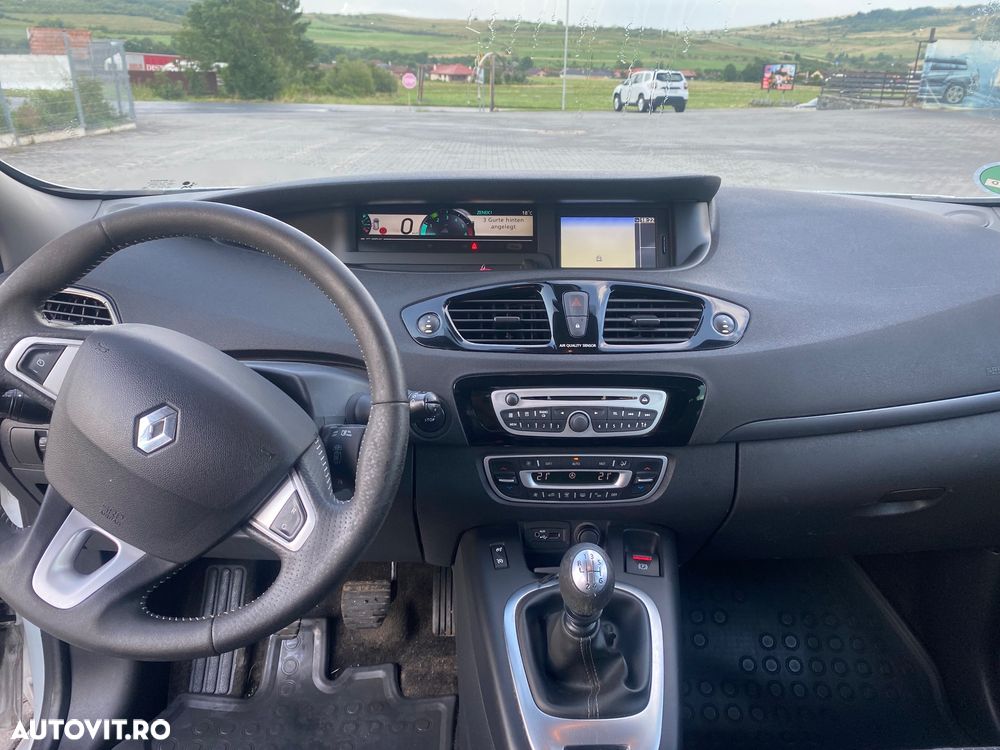Renault Grand Scenic Energy dCi 130 Start & Stop Euro 6 Bose Edition - 10