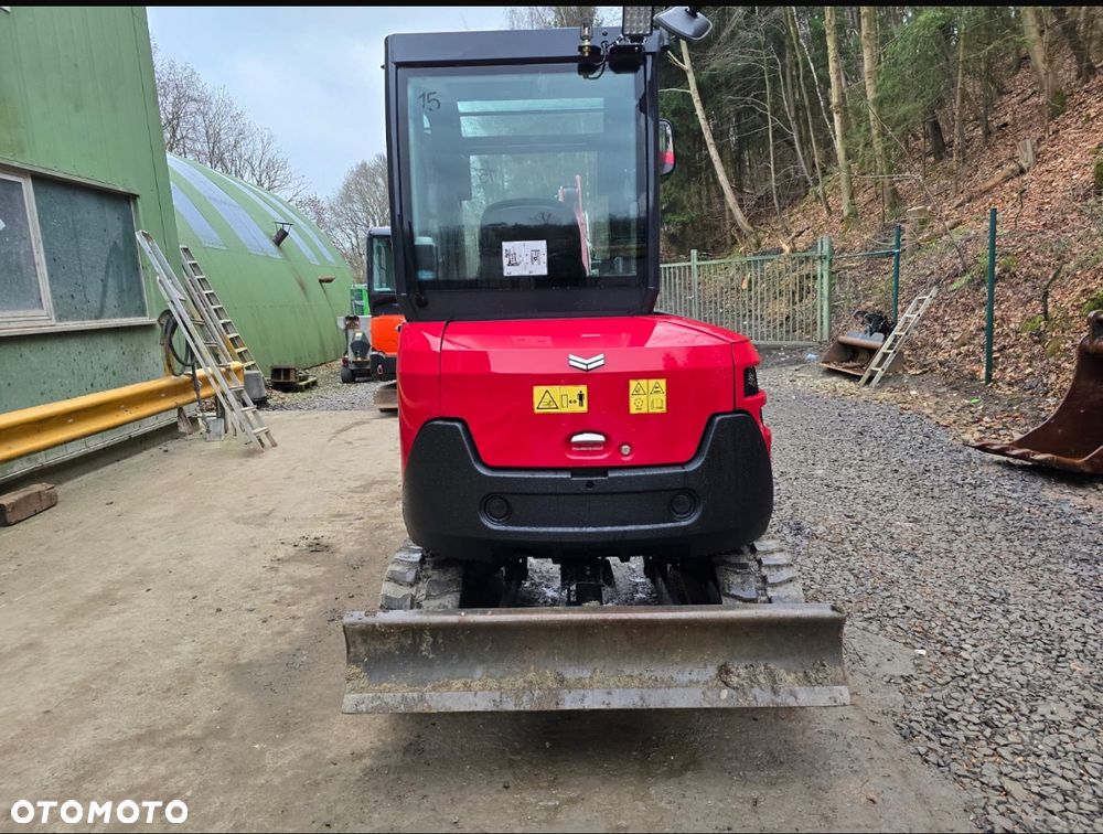 Yanmar Minikoparka SV26 - 3