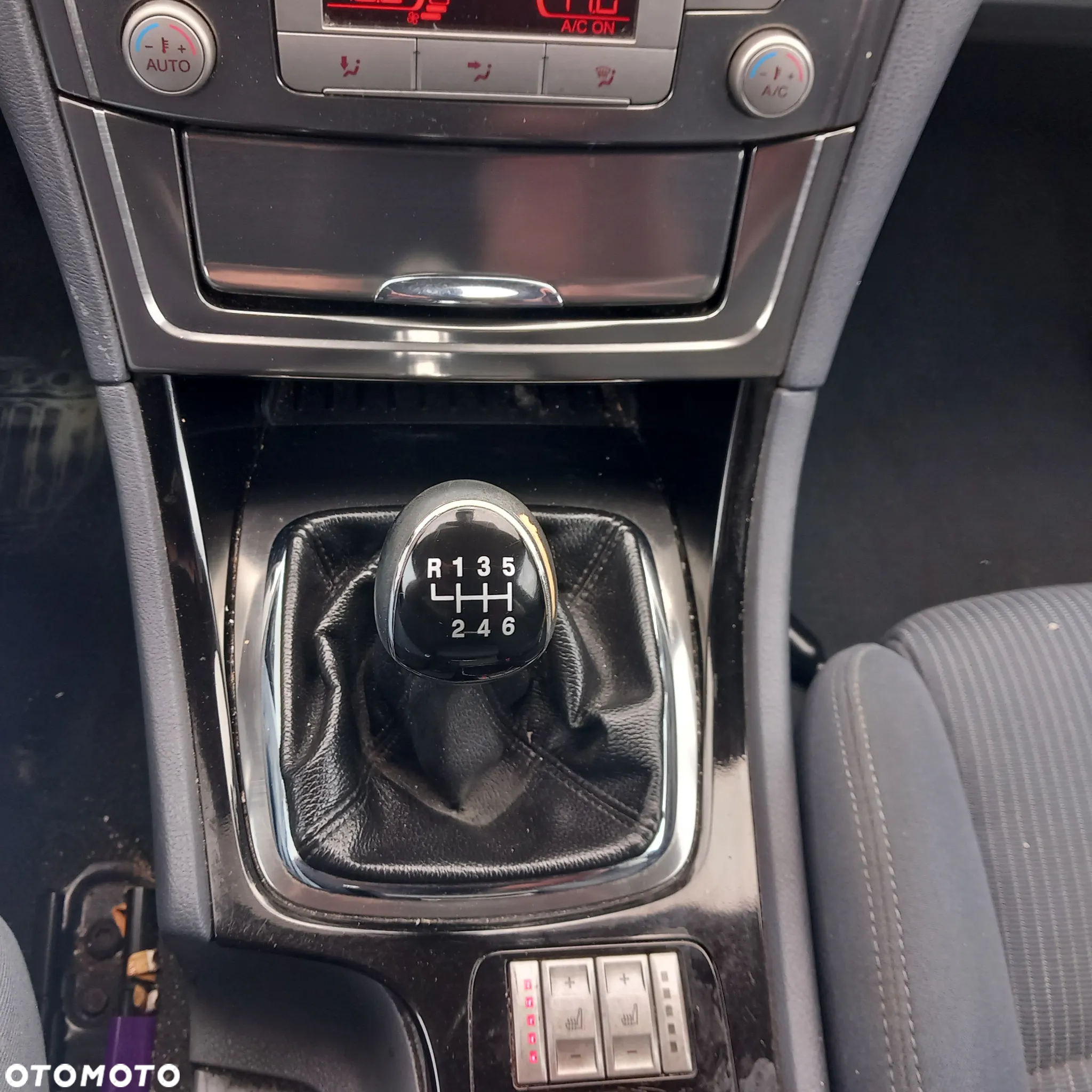 Ford Mondeo 2.0 TDCi Platinium X Plus (Titanium) - 15
