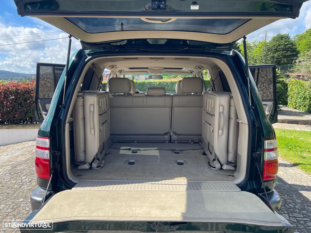 Toyota Land Cruiser - 14