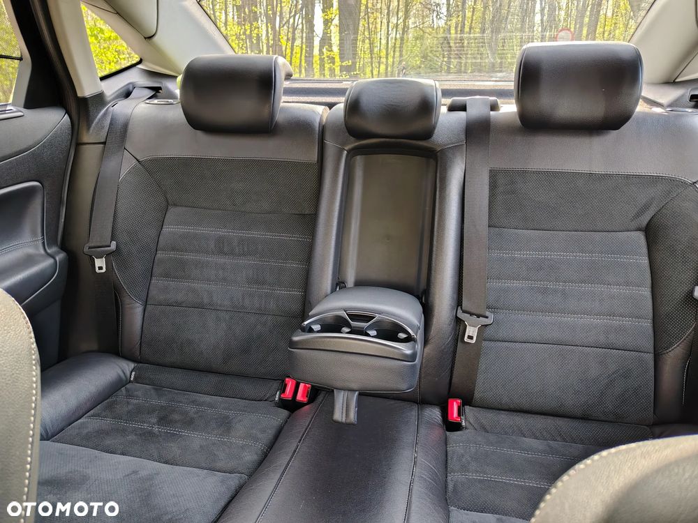 Ford Mondeo 1.8 TDCi Titanium X - 26