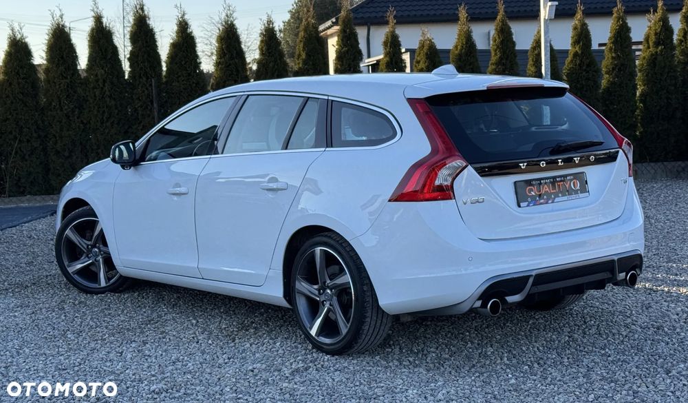 Volvo V60 T5 Geartronic Powershift RDesign - 11