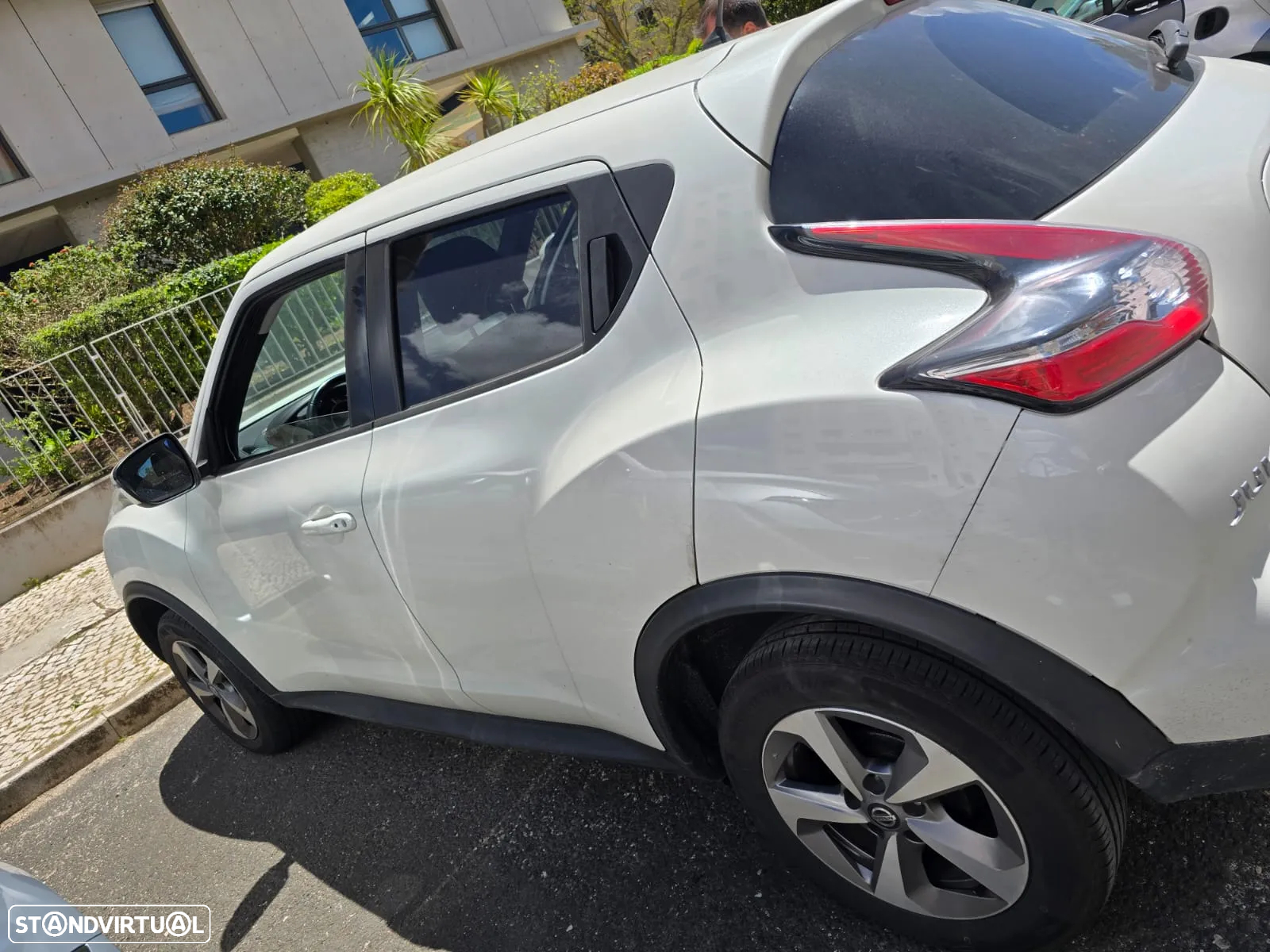 Nissan Juke 1.6 Xtronic Tekna - 6