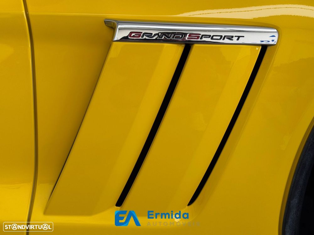 Chevrolet Corvette - 18