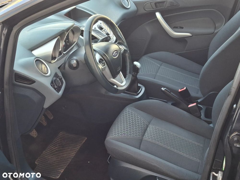 Ford Fiesta 1.25 Titanium - 15