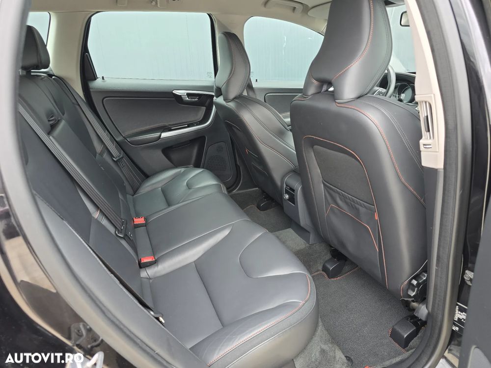 Volvo XC 60 D3 Ocean Race - 7