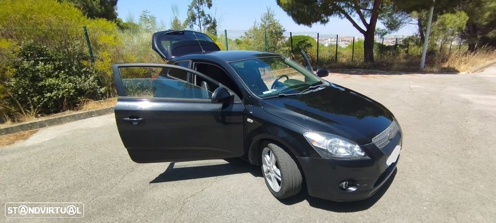 Kia Ceed S Coupé 1.6 CRDi EX - 6
