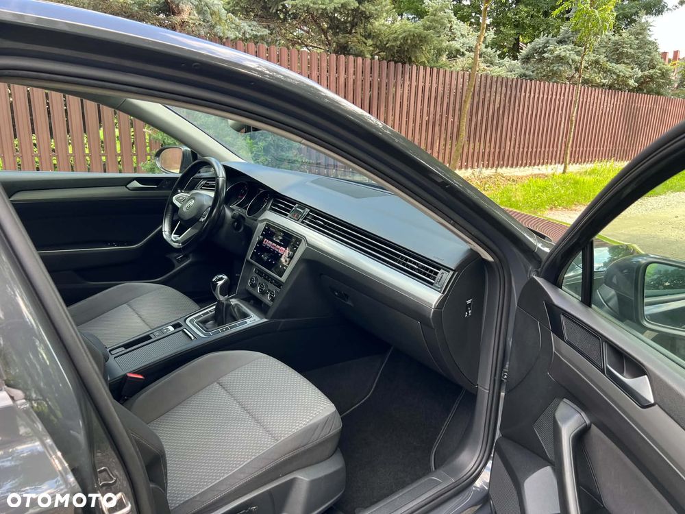 Volkswagen Passat 1.5 TSI EVO Comfortline - 7