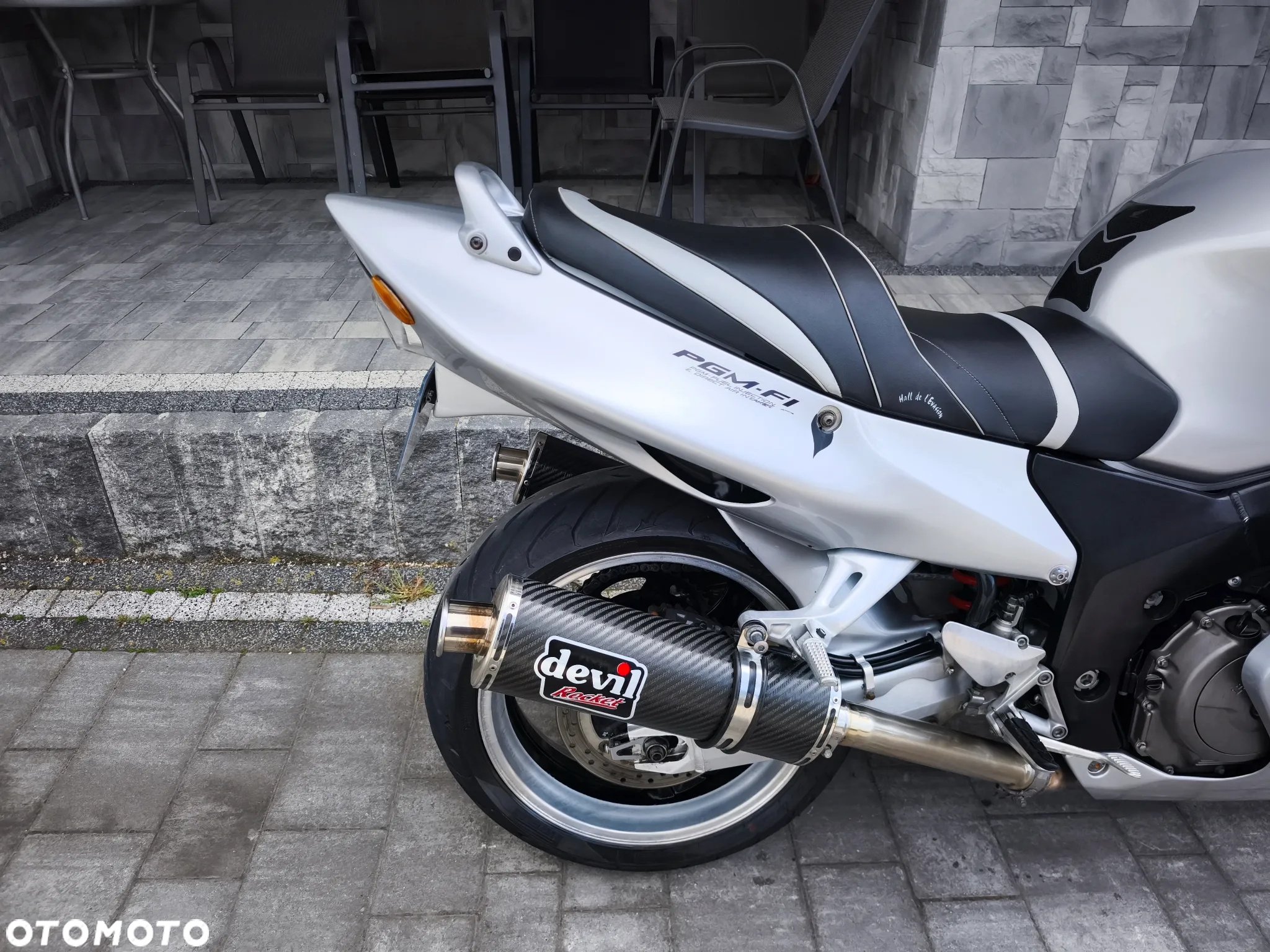 Honda CBR - 8