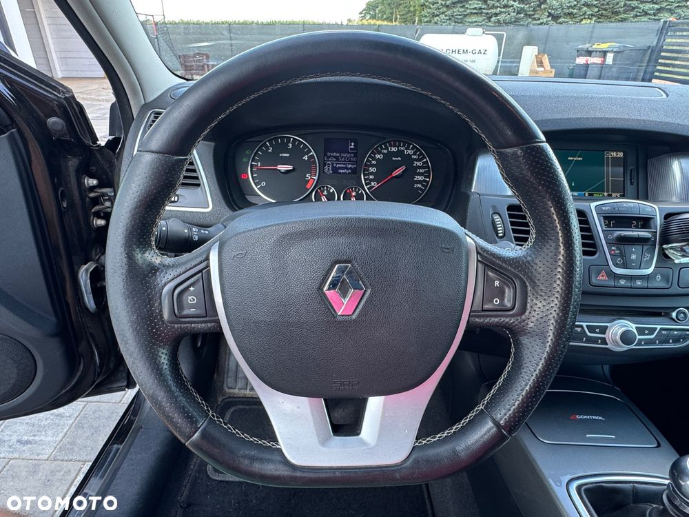 Renault Laguna 2.0 dCi FAP Initiale - 23