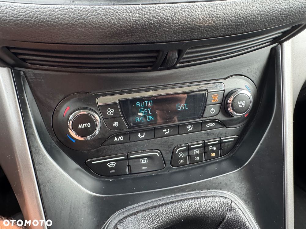 Ford Kuga - 25