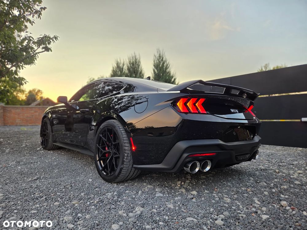 Ford Mustang - 5