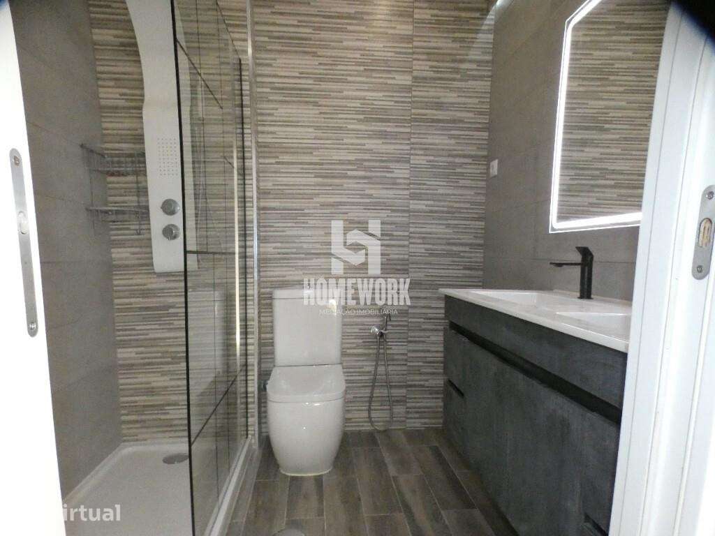 Apartamento T3 no Barreiro com 2 Varandas - Grande imagem: 5/15