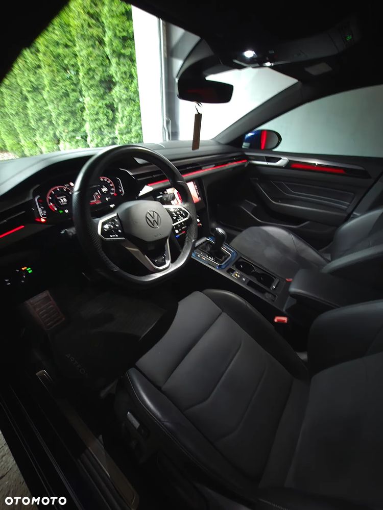 Volkswagen Arteon 2.0 TSI R-Line DSG - 25