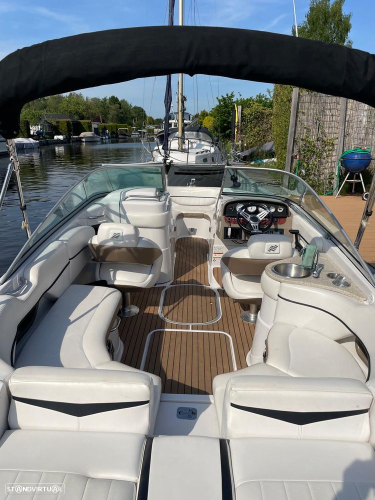 Four Winns 240 Horizon - 17