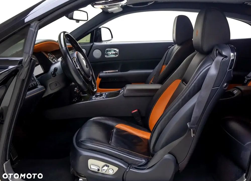 Rolls-Royce Wraith Black Badge - 11