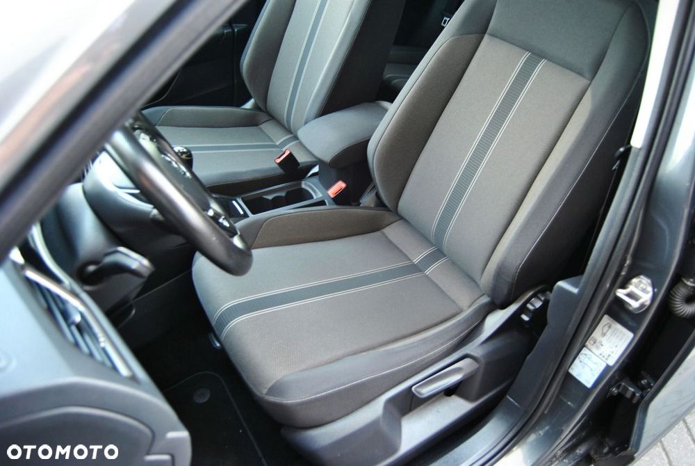 Volkswagen T-Roc 1.5 TSI Final Edition - 10